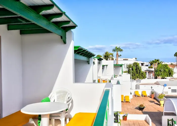 Isabel Puerto del Carmen (Lanzarote)