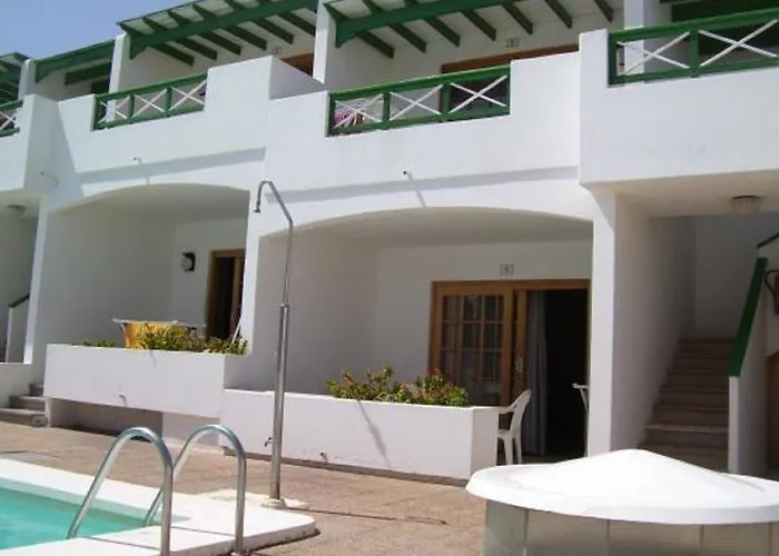 Isabel Puerto del Carmen (Lanzarote)